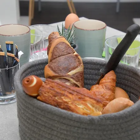 Zur Perle Bed & Breakfast 4*