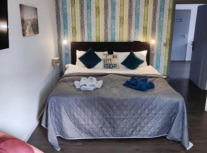 Bed & Breakfast Zur Perle 4*